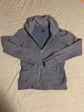 Lululemon Cuddle Up Jacket, sparkly grey